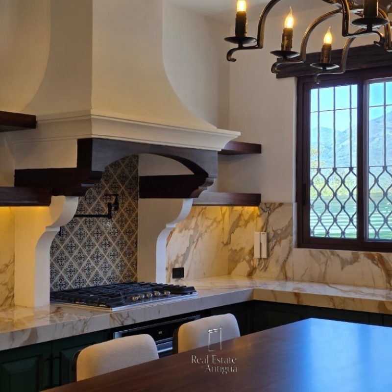 Refuge of Elegance in Hacienda del Comendador