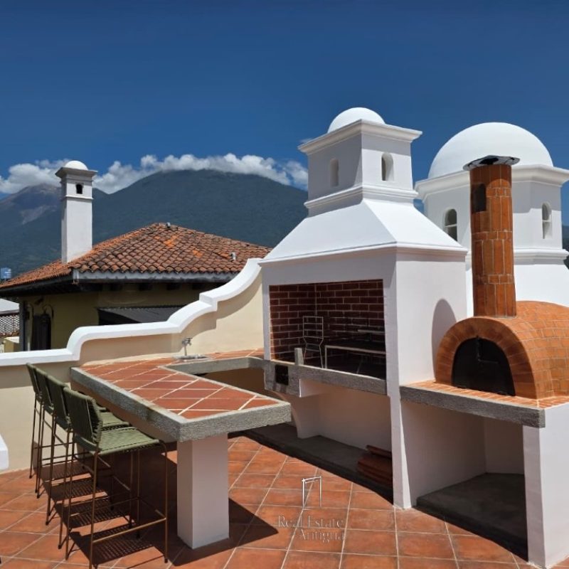 Refuge of Elegance in Hacienda del Comendador
