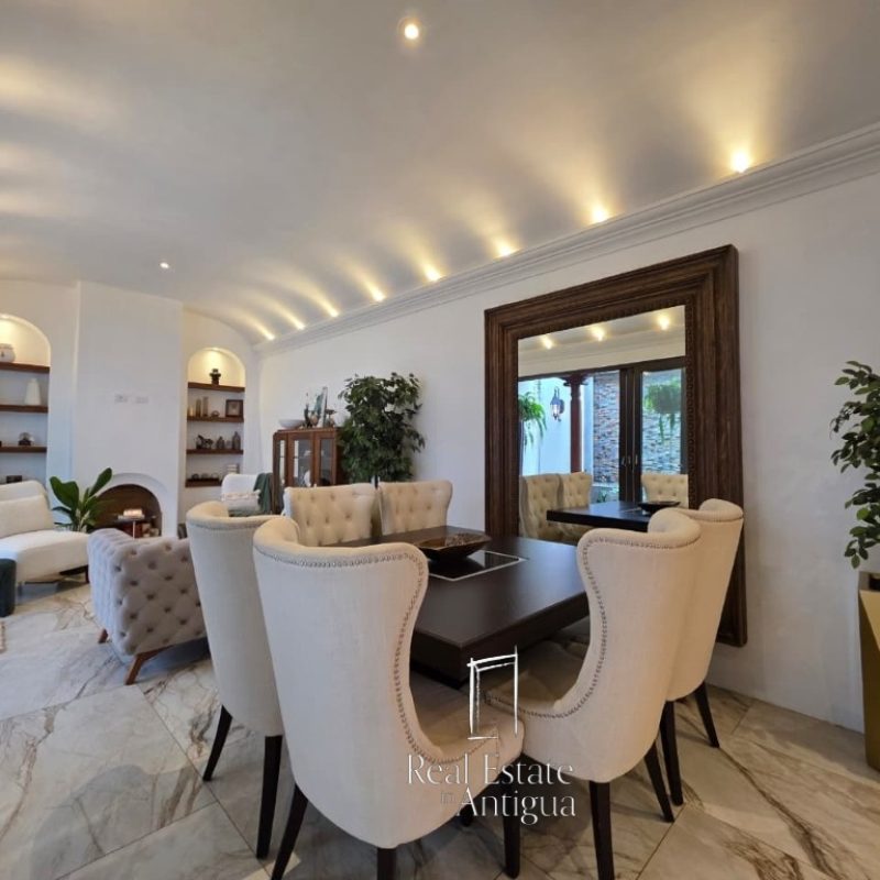 House for Sale with Views of the Volcanoes – Near Antigua Guatemala