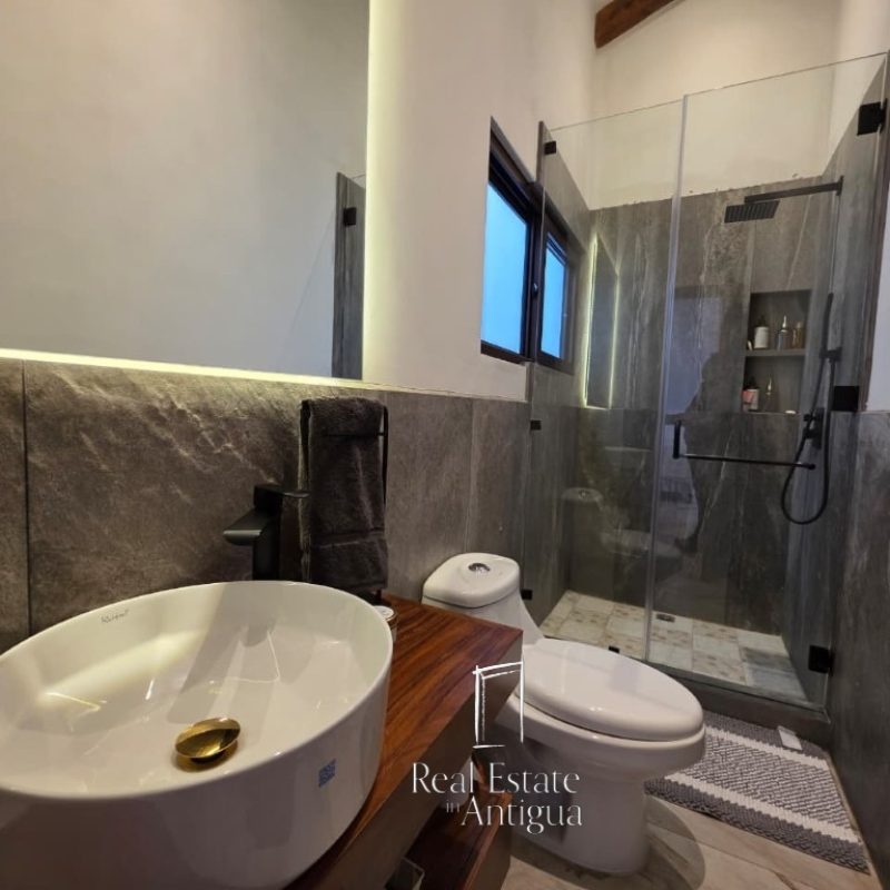 Casa en Venta con Vistas  – Cerca de Antigua Guatemala
