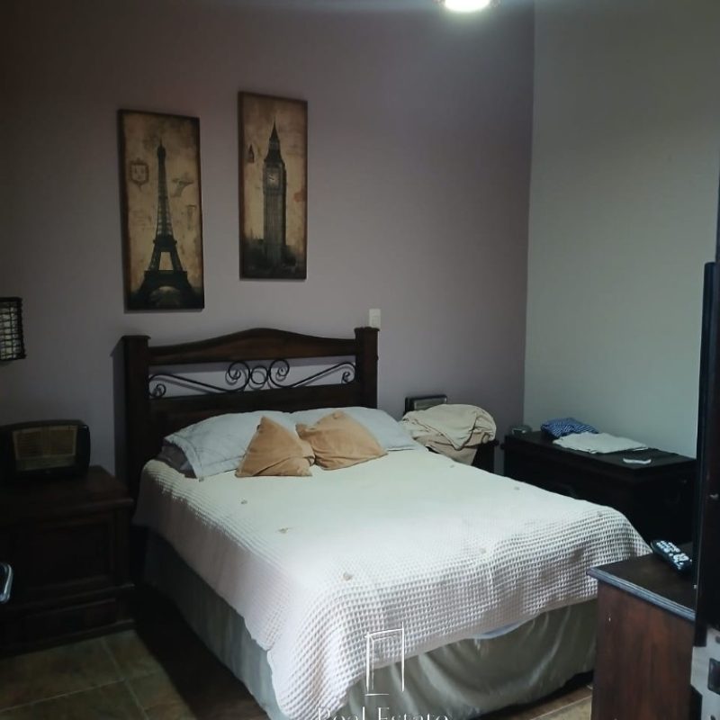 Hermosa casa de estilo colonial