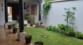 Beautiful colonial-style house for rent just 5 minutes from downtown La Antigua Guatemala.