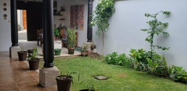 Beautiful colonial-style house for rent just 5 minutes from downtown La Antigua Guatemala.