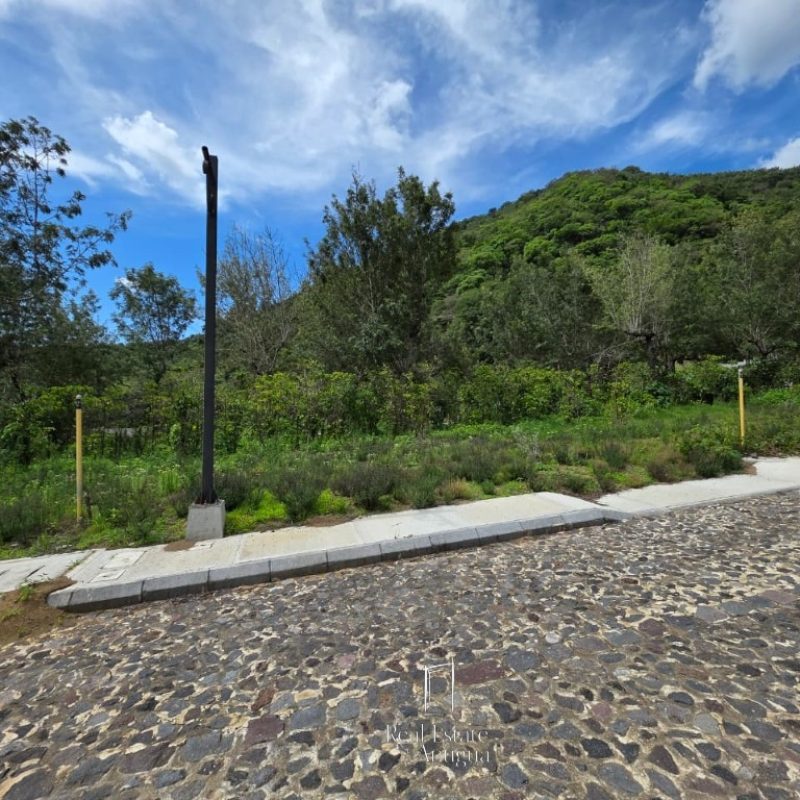 Lot for Sale in Residencial Los Apóstoles – Antigua Guatemala