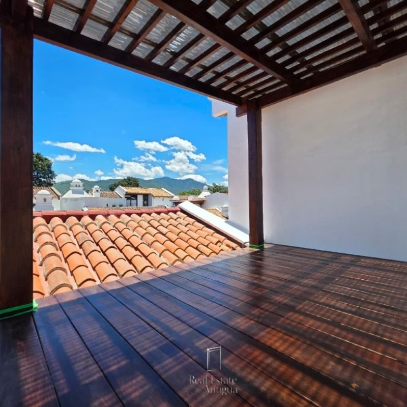 House for Sale Near El Calvario Church