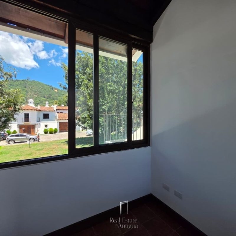 House for Sale Near El Calvario Church