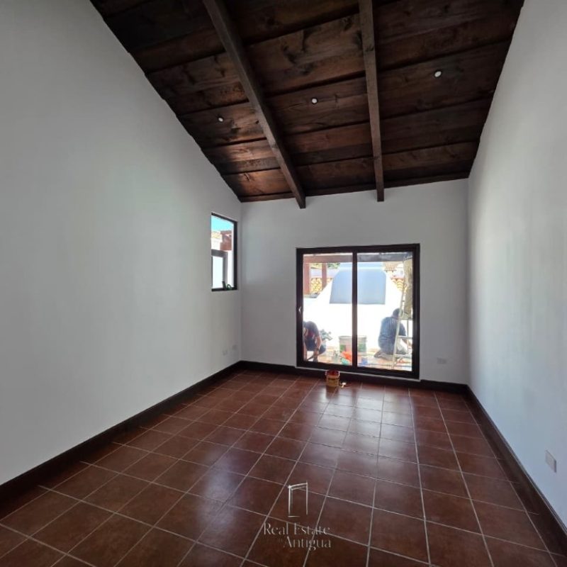 House for Sale Near El Calvario Church