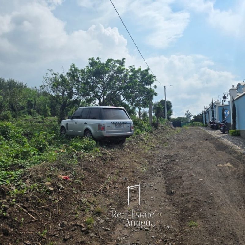 Investment Lot 10 Minutes from Antigua Guatemala