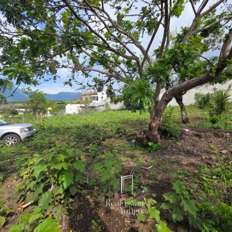 Investment Lot 10 Minutes from Antigua Guatemala
