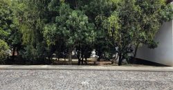 Spacious lot for sale located in Hacienda del Comendador