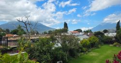 Exceptional Residence with Panoramic Views of Three Volcanoes
