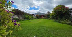 Exceptional Residence with Panoramic Views of Three Volcanoes