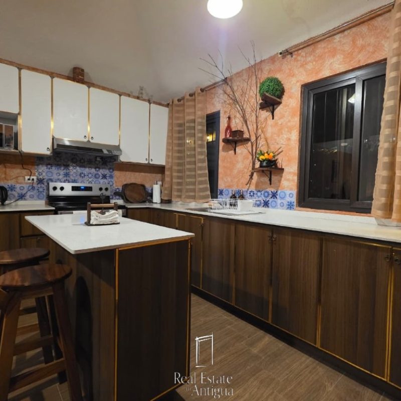 House for Sale in Antigua Gardens with Terrace and Panoramic Views
