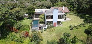 House for Sale in La Reunión Residential