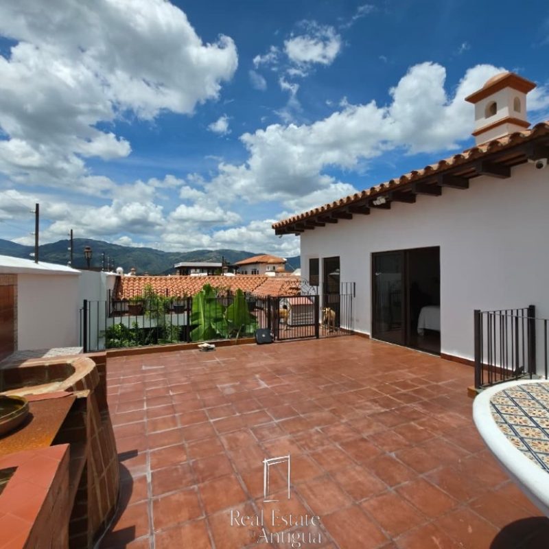 Colonial-Style Home with Dome, Fountain and Spectacular Views in Los Franciscanos Residential