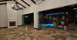 Una casa en donde prevalece la opulencia y comodidad - Miniatura 21