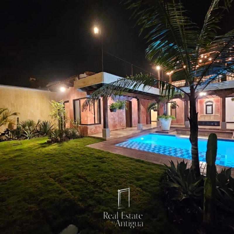 Una casa en donde prevalece la opulencia y comodidad - Image 1