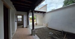 Vive la Esencia Colonial Cerca de Antigua en Portal de Las Rosas Uno