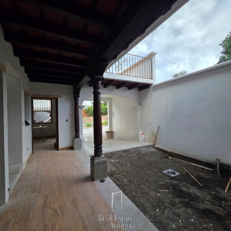 Vive la Esencia Colonial Cerca de Antigua en Portal de Las Rosas Uno