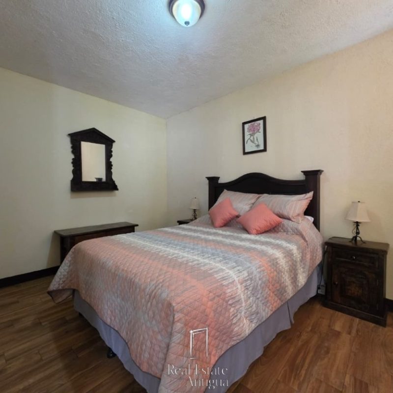Live Near the Historic Center of Antigua in Residencial Las Gravileas