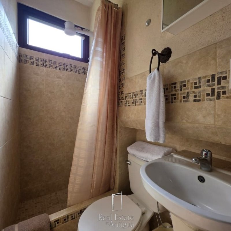 Live Near the Historic Center of Antigua in Residencial Las Gravileas