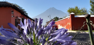 Live Near the Historic Center of Antigua in Residencial Las Gravileas