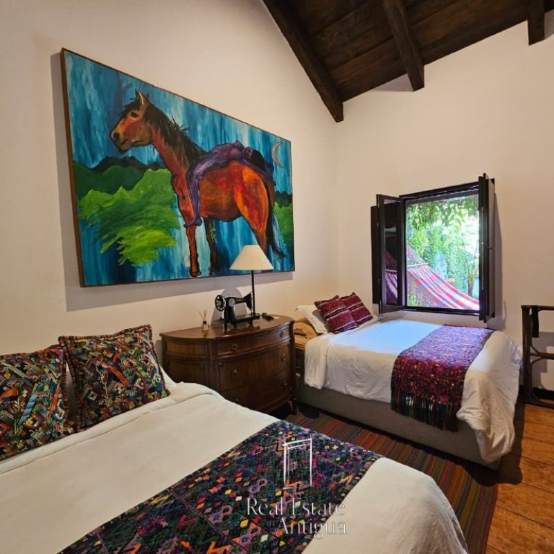 Charming Corner Home Just 7 Minutes from Antigua