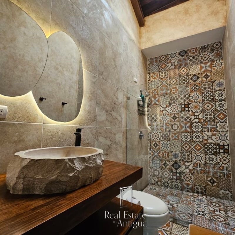Charming Corner Home Just 7 Minutes from Antigua