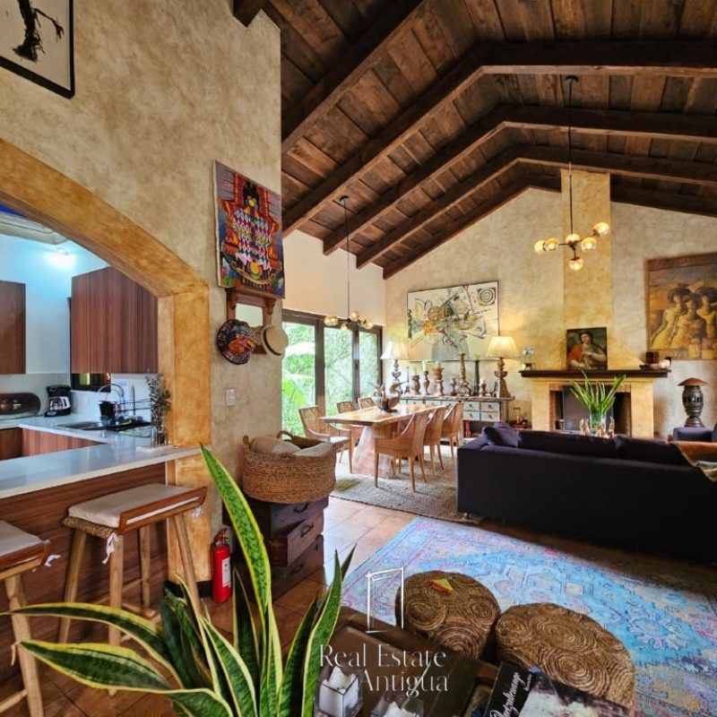 Charming Corner Home Just 7 Minutes from Antigua